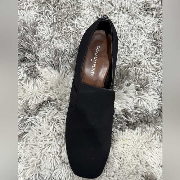 Donald J Pliner Black Stretch Fabric Pointed Toe Heels Size 10 - Picture 13 of 13